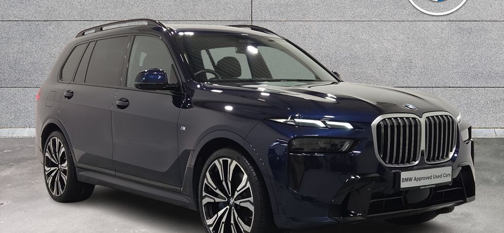 BMW X7 2023