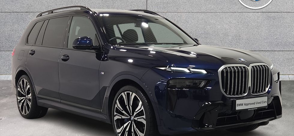 BMW X7 2023