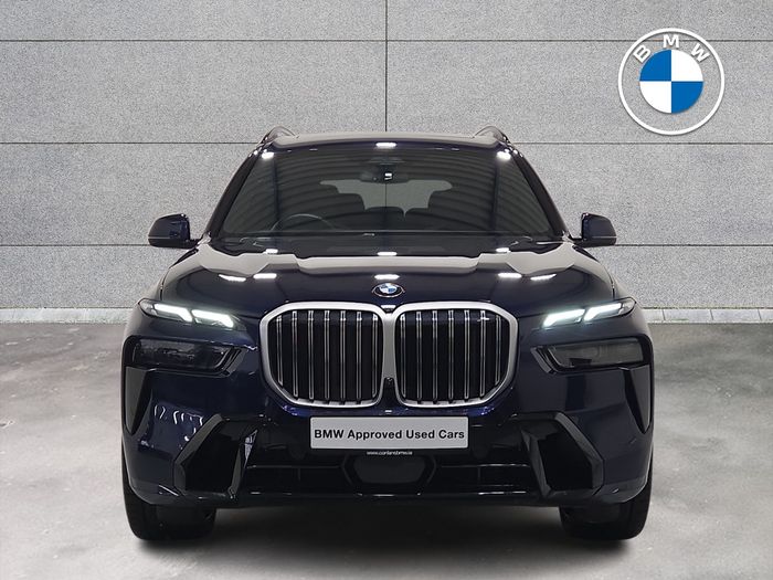 BMW X7 2023