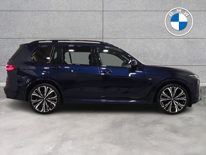 BMW X7 2023