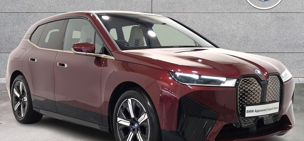BMW IX 2025
