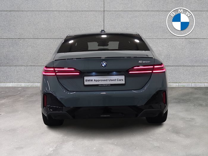 BMW 5 Series 2025