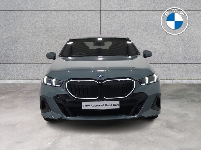 BMW 5 Series 2025