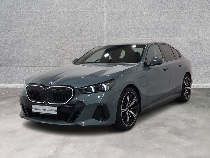 BMW 5 Series 2025