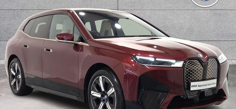 BMW IX 2025