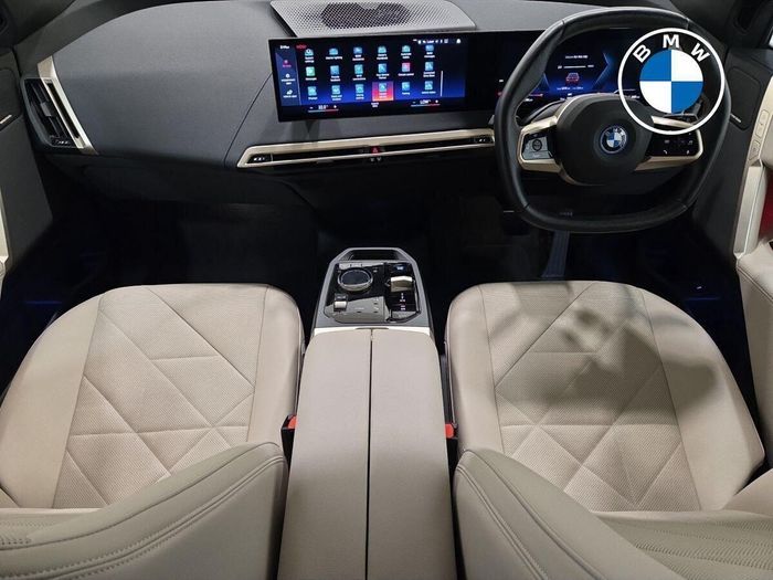 BMW IX 2025