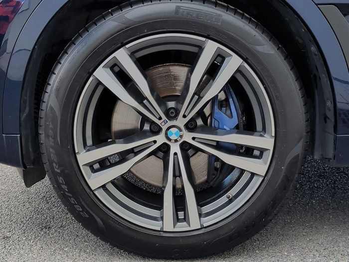 BMW X7 2022