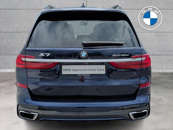 BMW X7 2022