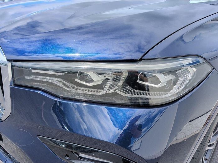 BMW X7 2022