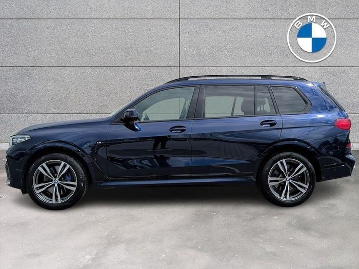 BMW X7 2022