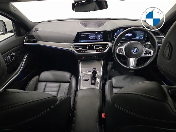 BMW 3 Series 2022