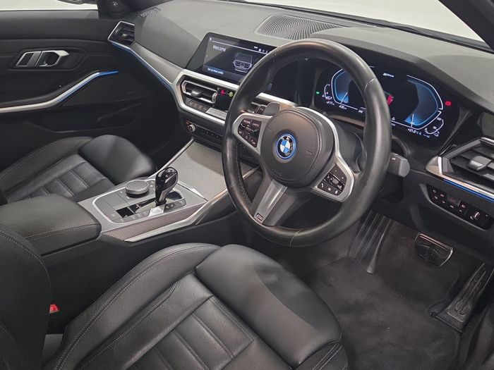 BMW 3 Series 2022