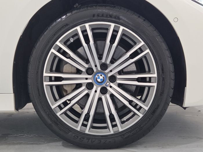 BMW 3 Series 2022