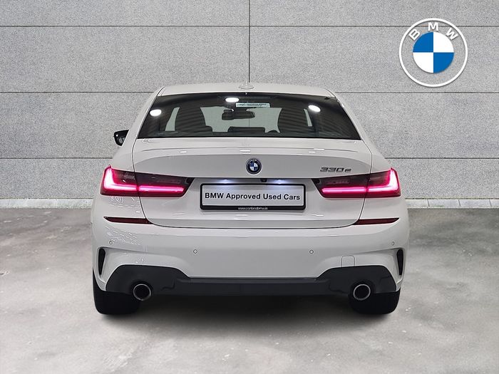 BMW 3 Series 2022