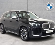 BMW iX1 2024