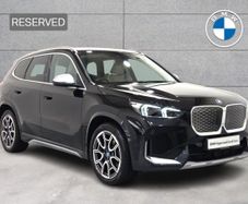 BMW iX1 2024