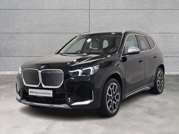 BMW iX1 2024