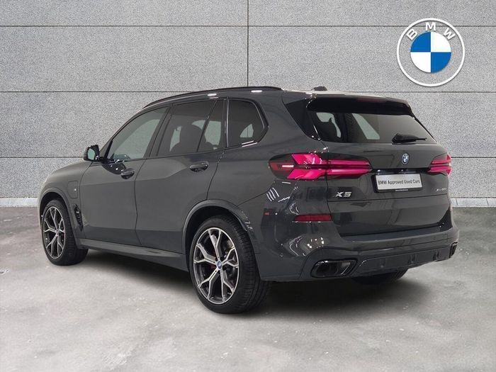 BMW X5 2023