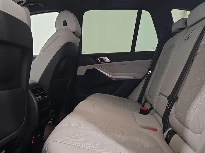 BMW X5 2023