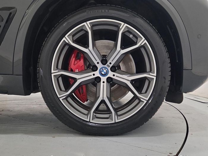 BMW X5 2023