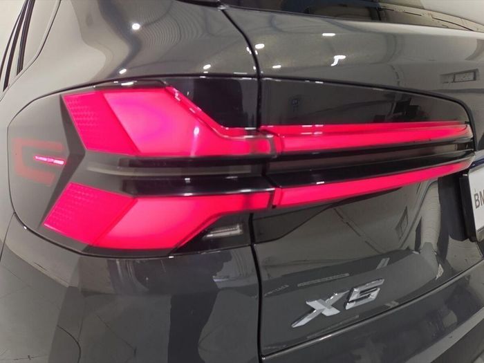 BMW X5 2023