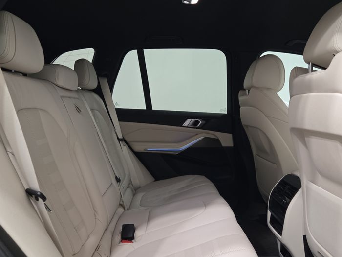 BMW X5 2021