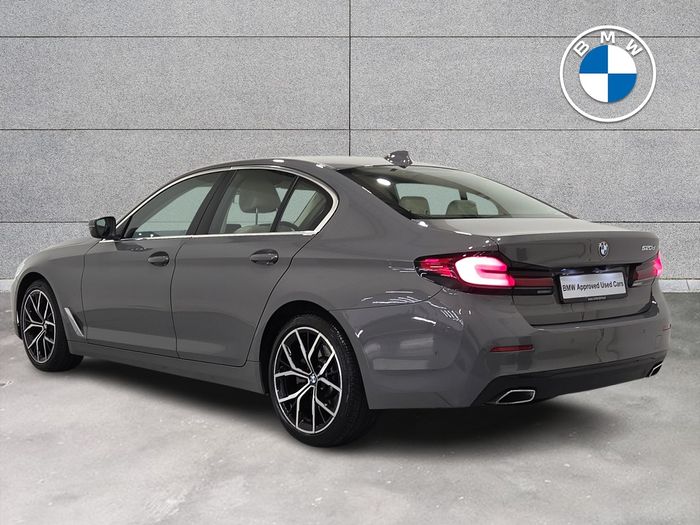 BMW 5 Series 2022