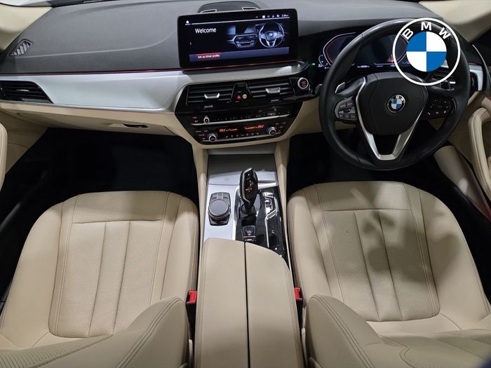 BMW 5 Series 2022