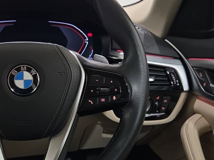 BMW 5 Series 2022