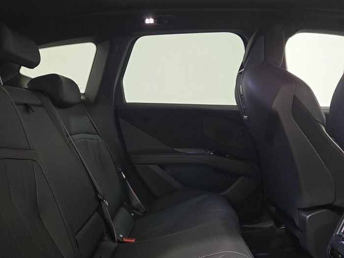 BMW iX3 2026
