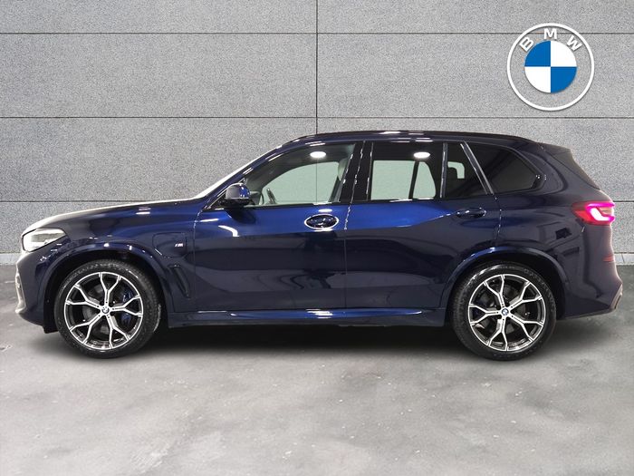 BMW X5 2021