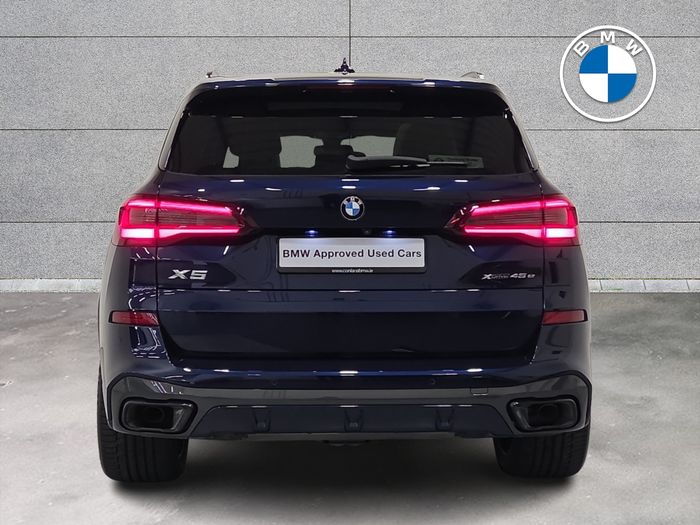BMW X5 2021