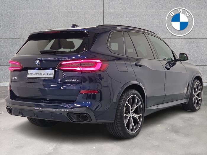 BMW X5 2021