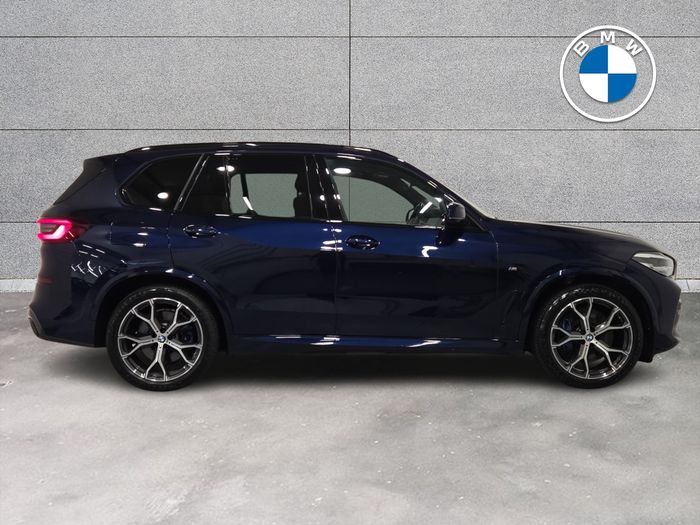 BMW X5 2021