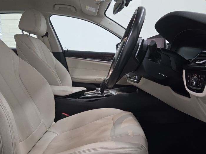 BMW 5 Series 2020