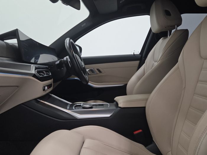BMW 3 Series 2023