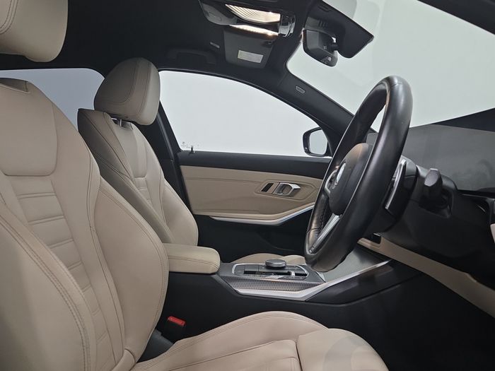 BMW 3 Series 2023