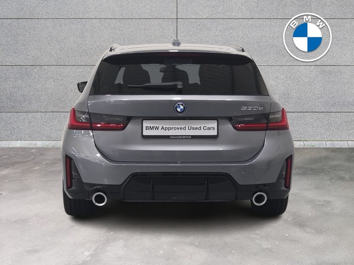 BMW 3 Series 2023