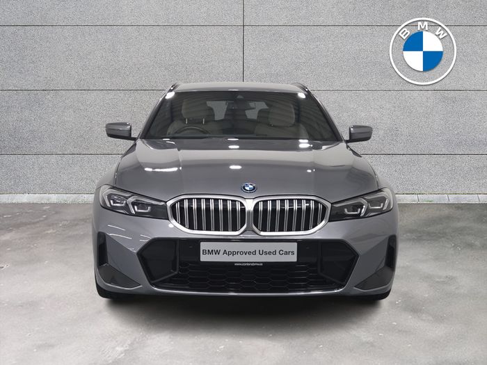 BMW 3 Series 2023