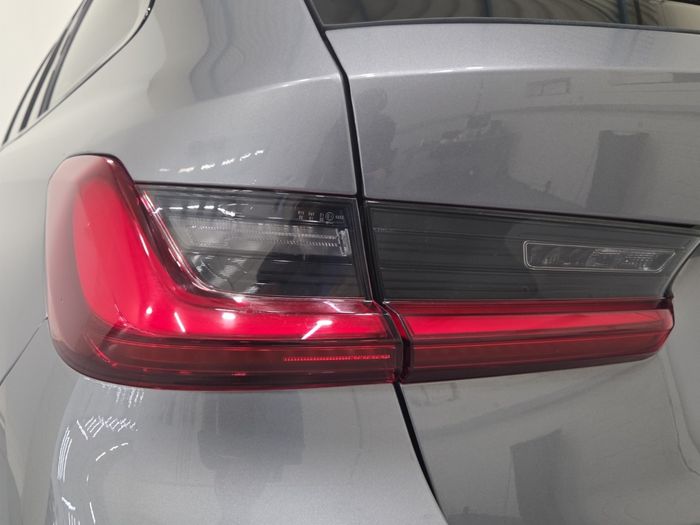 BMW 3 Series 2023