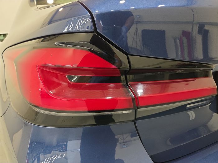 BMW 5 Series 2023