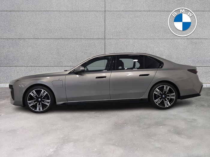 BMW 7 Series 2023