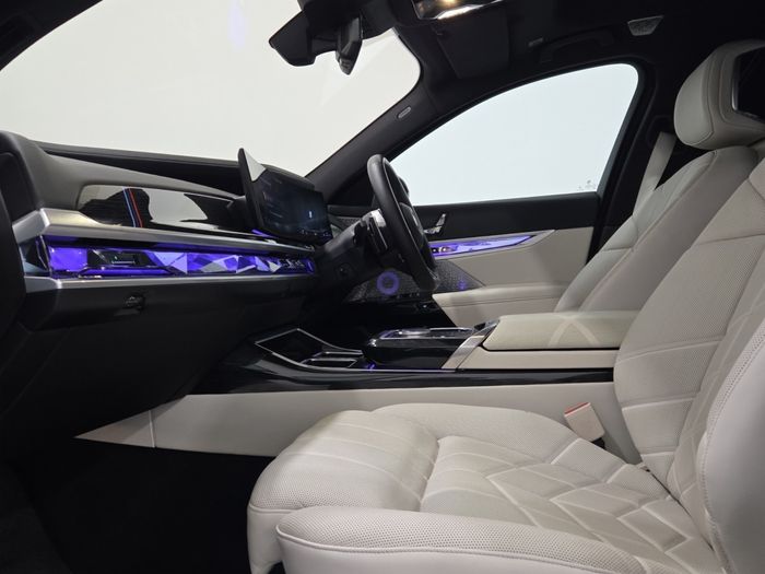 BMW 7 Series 2023