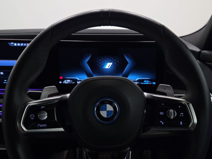 BMW 7 Series 2023
