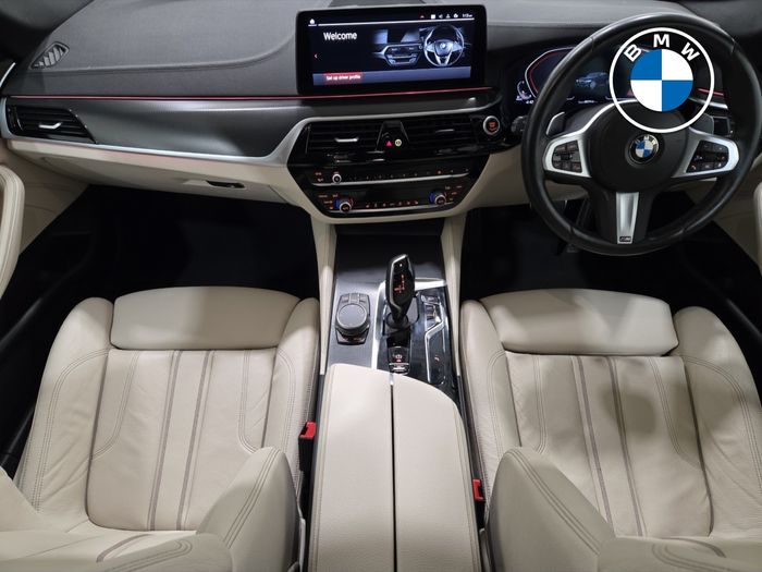 BMW 5 Series 2023