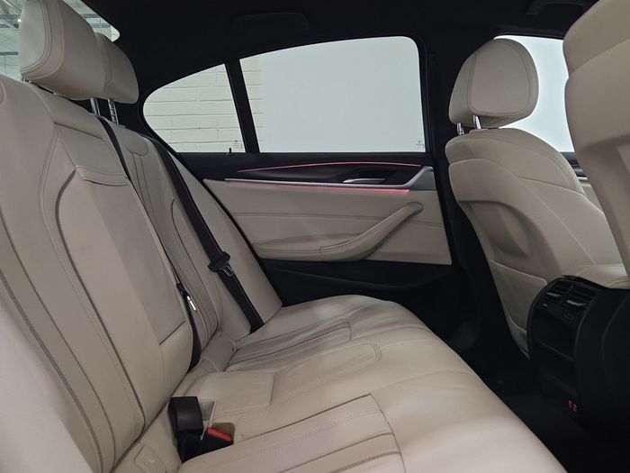 BMW 5 Series 2023