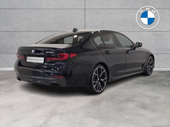 BMW 5 Series 2023