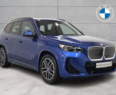 BMW iX1 2024