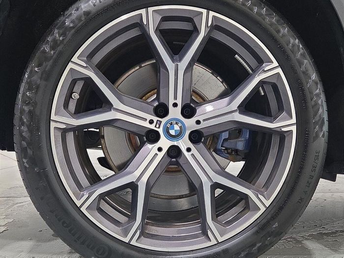 BMW X5 2025