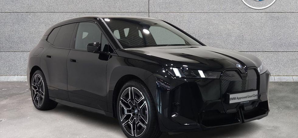 BMW IX 2025